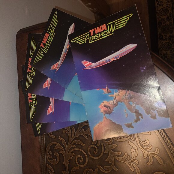 Lot of 5 TWA Airshow Vintage 1986 Activity Books Flying Memorabilia - Picture 2 of 13